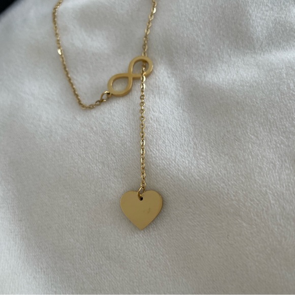 Forever Heart Stainless Steel Necklace in Gold or Silver - Picture 2 of 5